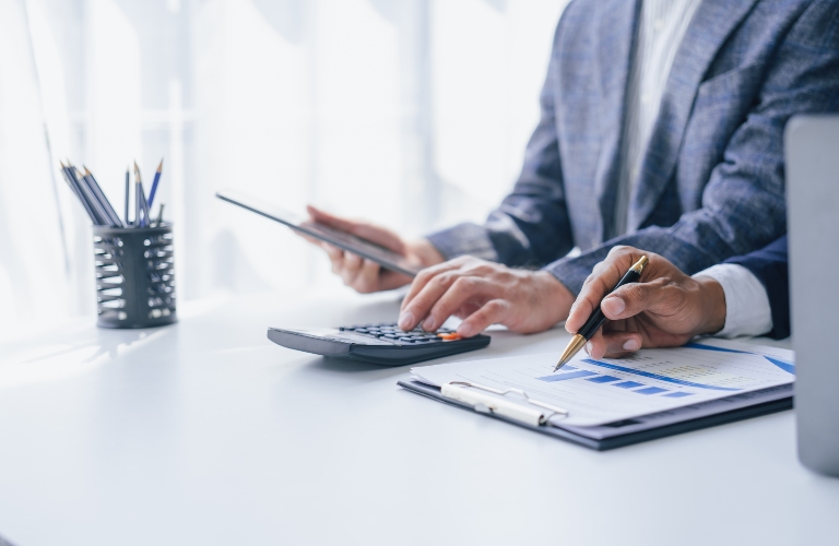 Consultant between bookkeepers and accounting lawyer consultation about asset